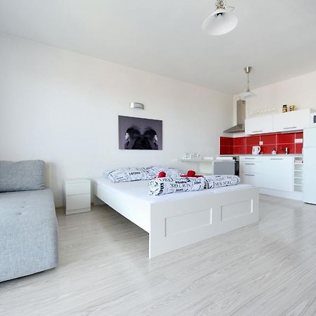 Apartman Centroom Piest'any Exterior foto