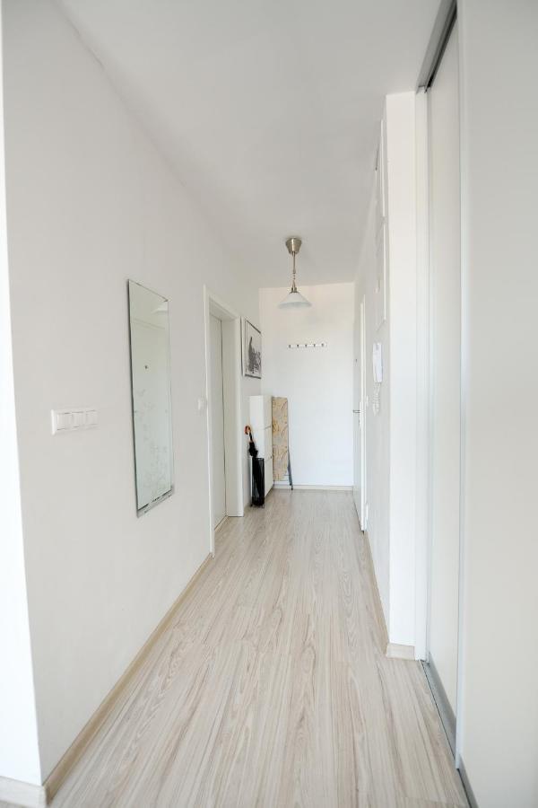 Apartman Centroom Piest'any Exterior foto